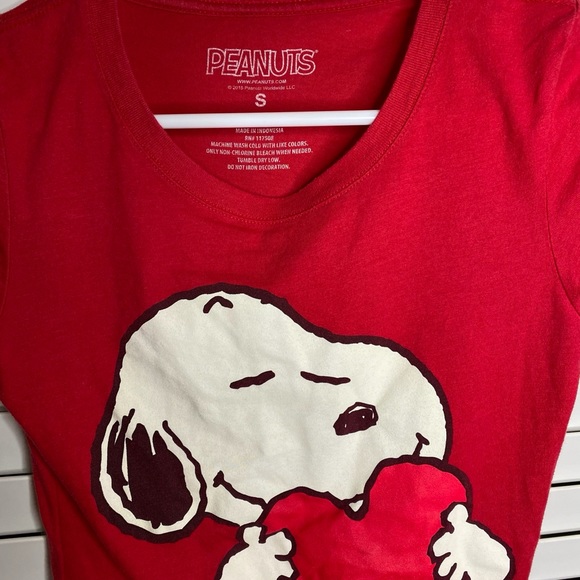 PRELOVED ADORABLE SNOOPY LOVE T-SHIRT SMALL - Picture 2 of 7